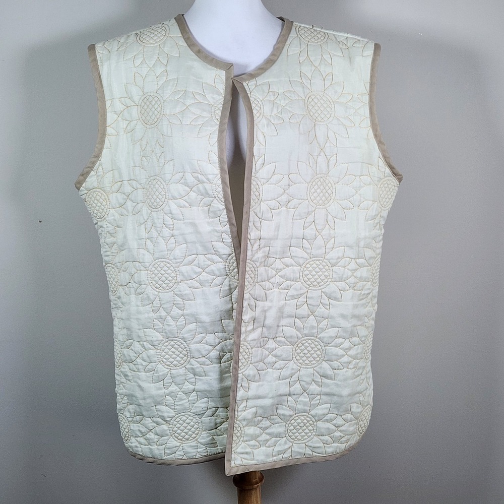 Sunflower Quilted Vest Womens XL Upcycled Quilt Boho Cottagecore Cabin Handmade